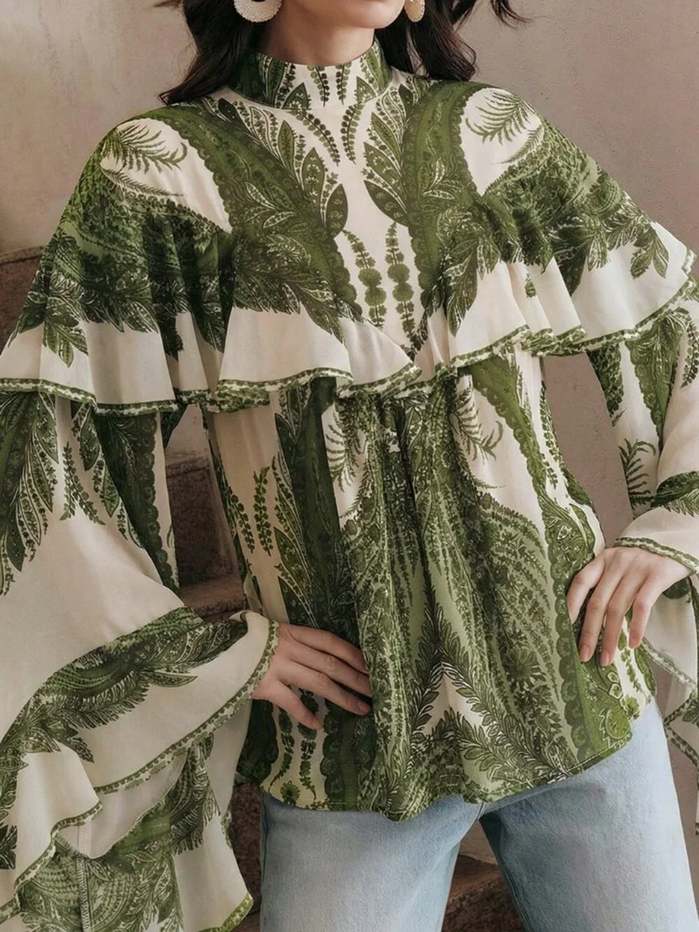 Green Casual Elegant Women's Flowy Floral Print Long Sleeve Ruffle Hem Blouse - Picture 4 of 8